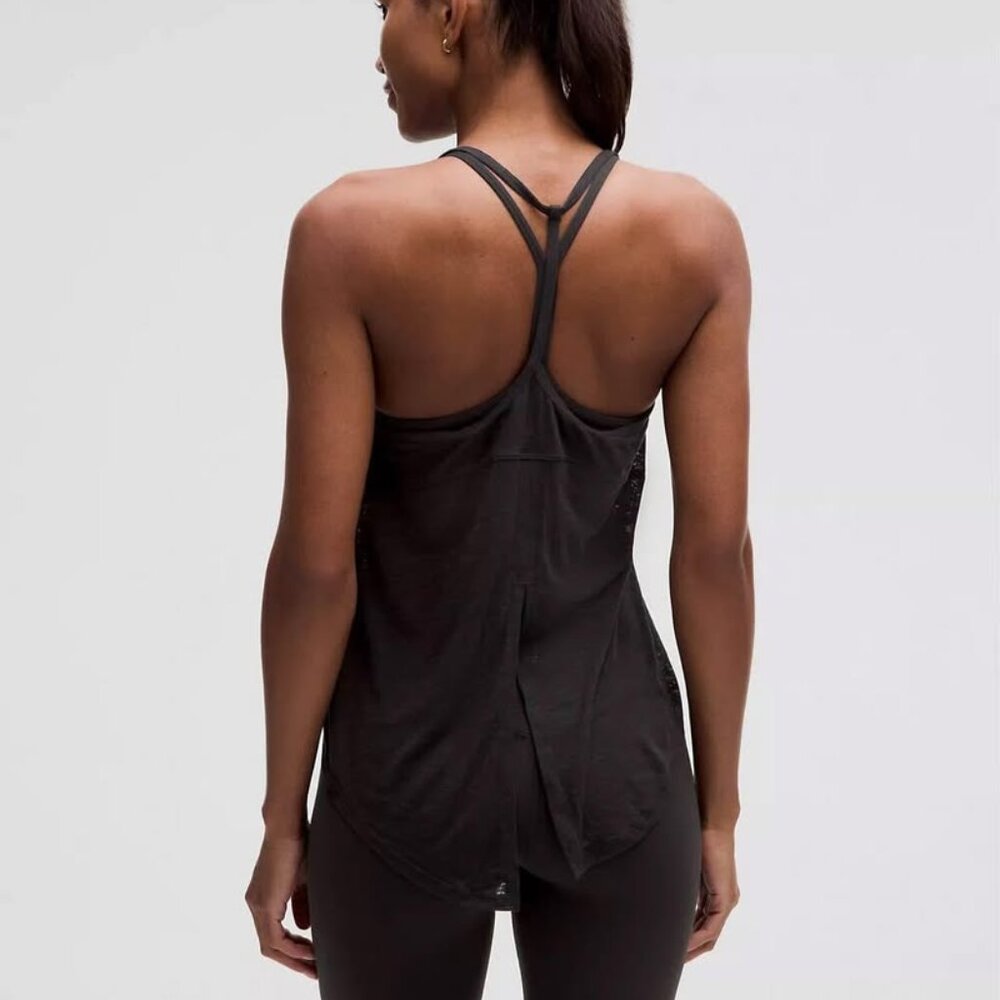 Lululemon ‘Tie-Back Lightweight Yoga Tank Top' - dusty blue